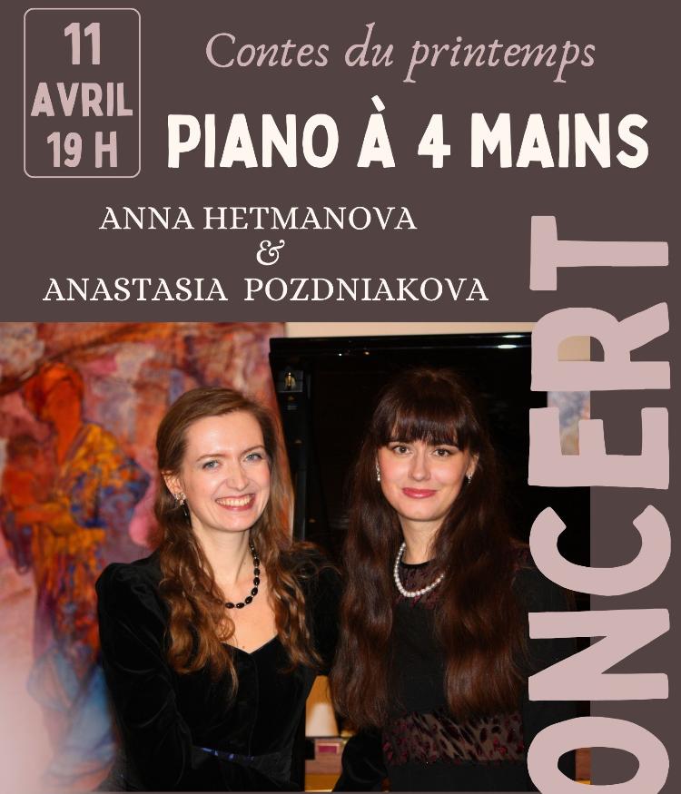 Piano à 4 mais 